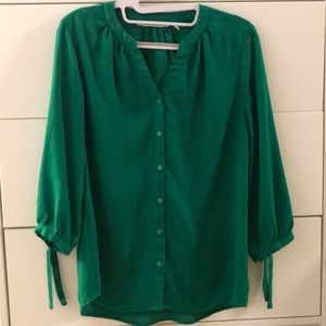 Mid-length sleeve blouse